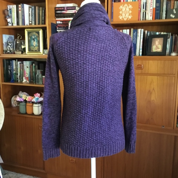 NOMADIC TRADERS SWEATER - Picture 4 of 7